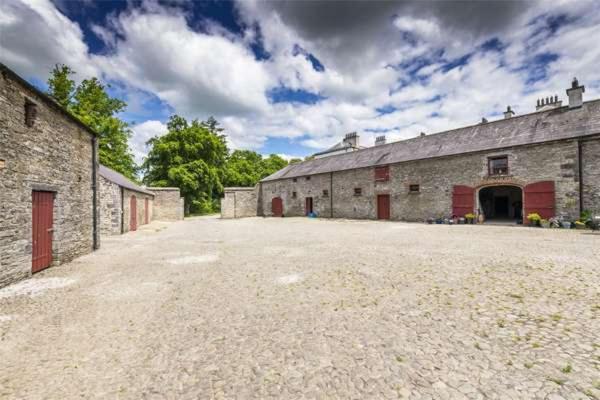 2 Bed Courtyard Apartment At Rockfield House Kells In Meath - Short Term Let Exterior photo