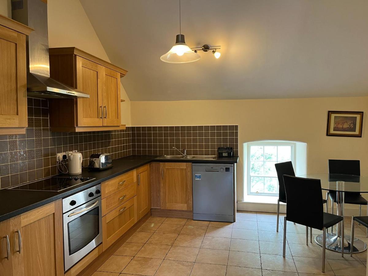 2 Bed Courtyard Apartment At Rockfield House Kells In Meath - Short Term Let Exterior photo
